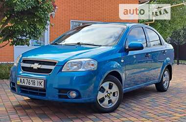 Седан Chevrolet Aveo 2008 в Умани