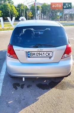 Хэтчбек Chevrolet Aveo 2006 в 
