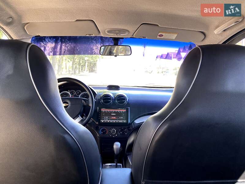 Седан Chevrolet Aveo 2006 в Киеве