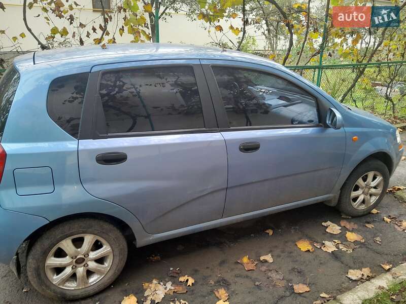 Хетчбек Chevrolet Aveo 2005 в Іршаві