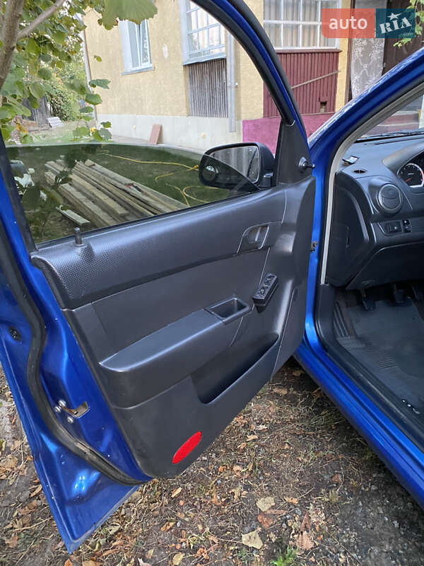 Седан Chevrolet Aveo 2007 в Бучі