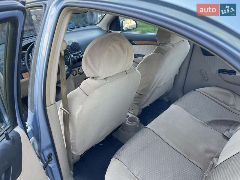Седан Chevrolet Aveo 2007 в Львові