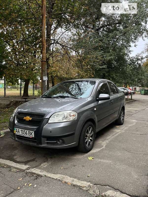 Седан Chevrolet Aveo 2006 в Киеве