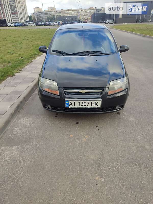 Хэтчбек Chevrolet Aveo 2008 в Киеве