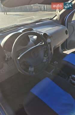 Седан Chevrolet Aveo 2004 в 