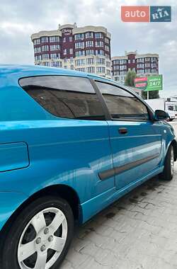 Хэтчбек Chevrolet Aveo 2008 в 