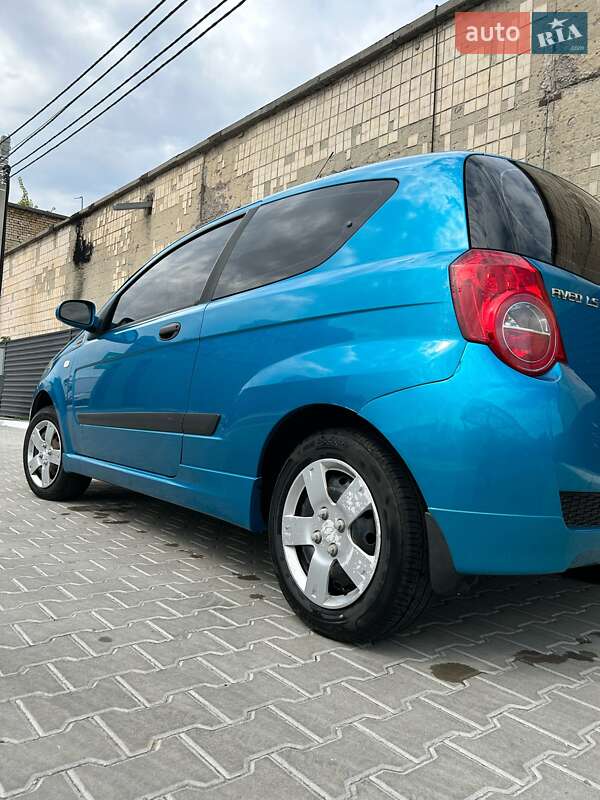 Хетчбек Chevrolet Aveo 2008 в Києві