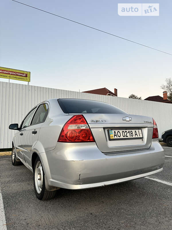 Седан Chevrolet Aveo 2007 в Ужгороде