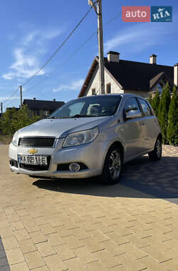 Хэтчбек Chevrolet Aveo 2009 в Броварах