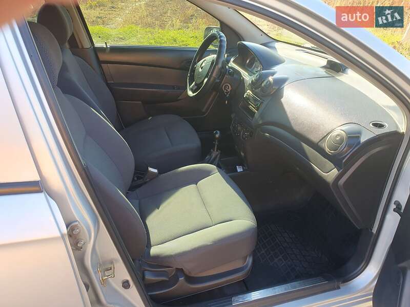 Седан Chevrolet Aveo 2006 в Днепре фото 9 Седан Chevrolet Aveo 2006 в Днепре