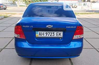 Седан Chevrolet Aveo 2006 в Броварах