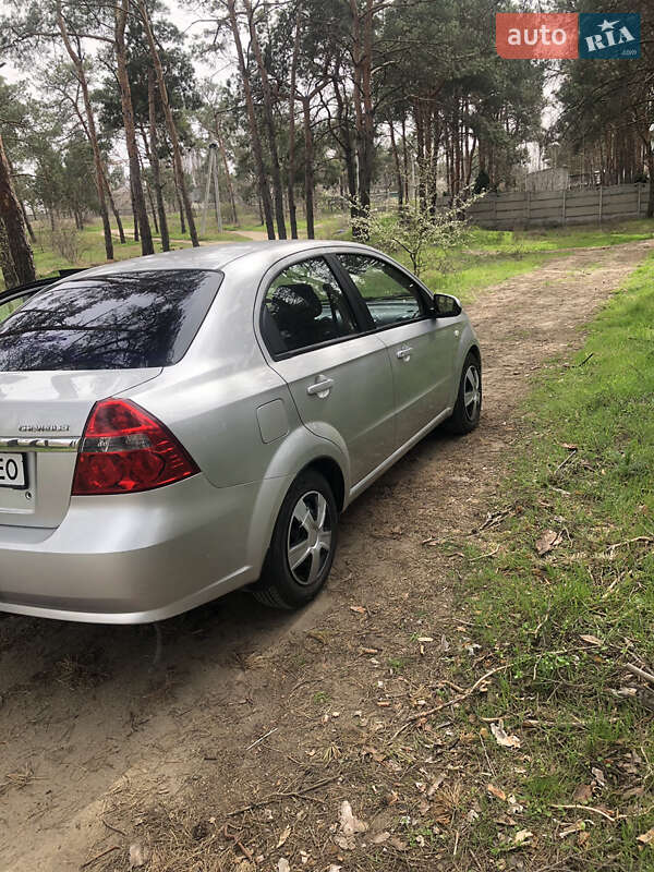 Седан Chevrolet Aveo 2008 в Миколаєві