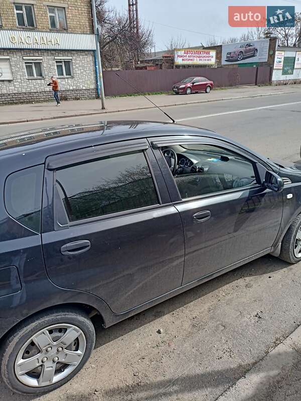 Хетчбек Chevrolet Aveo 2011 в Києві