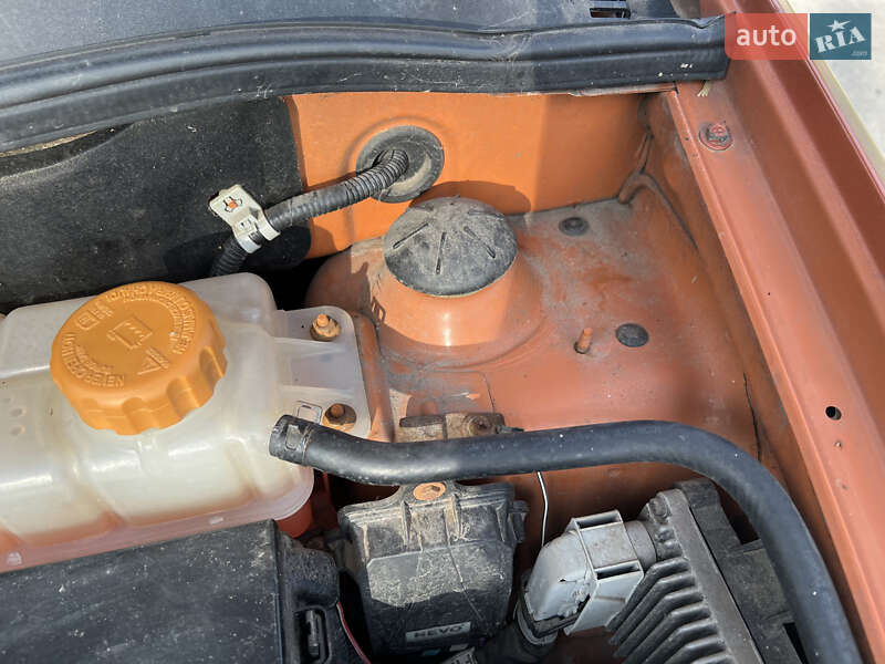 Седан Chevrolet Aveo 2006 в Славуте фото 11 Седан Chevrolet Aveo 2006 в Славуте