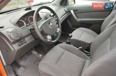 Седан Chevrolet Aveo 2007 в Києві