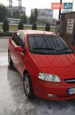 Седан Chevrolet Aveo 2005 в Дніпрі