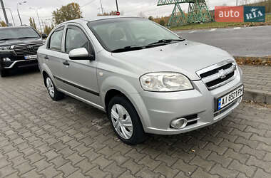 Седан Chevrolet Aveo 2006 в Киеве