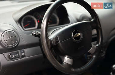 Седан Chevrolet Aveo 2011 в 