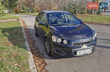 Седан Chevrolet Aveo 2014 в Киеве