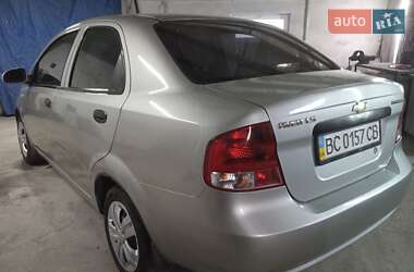 Седан Chevrolet Aveo 2005 в Дрогобичі