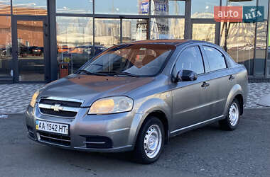 Седан Chevrolet Aveo 2008 в Киеве