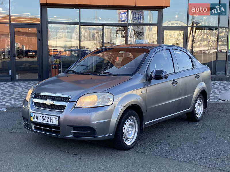 Седан Chevrolet Aveo 2008 в Киеве