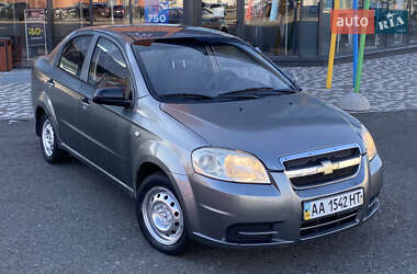 Седан Chevrolet Aveo 2008 в Киеве