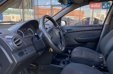 Седан Chevrolet Aveo 2008 в Киеве