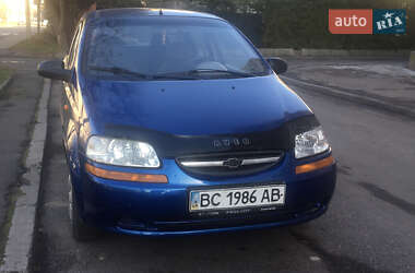 Седан Chevrolet Aveo 2005 в Львові