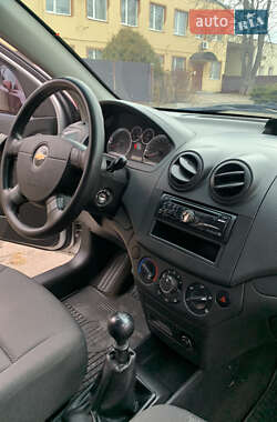 Седан Chevrolet Aveo 2008 в Жовкве