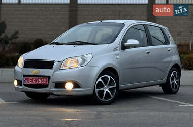 Хетчбек Chevrolet Aveo 2009 в Запоріжжі