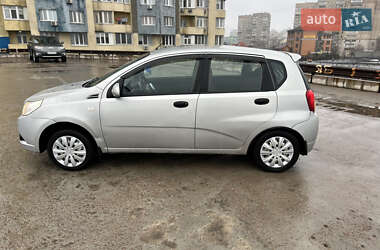 Хетчбек Chevrolet Aveo 2010 в Києві