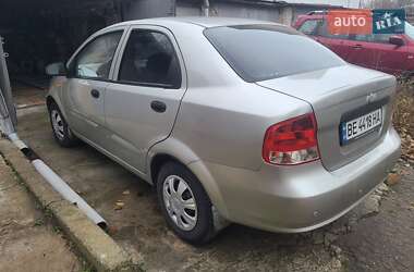 Седан Chevrolet Aveo 2005 в Миколаєві