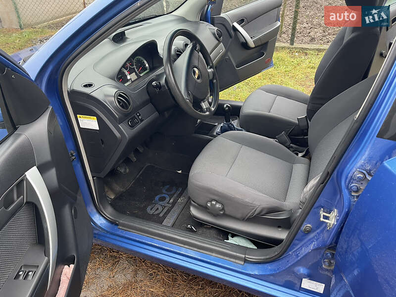 Хэтчбек Chevrolet Aveo 2009 в Ровно фото 12 Хэтчбек Chevrolet Aveo 2009 в Ровно