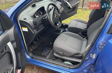 Хетчбек Chevrolet Aveo 2009 в 