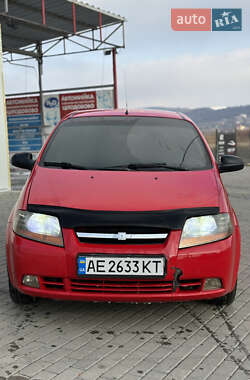 Седан Chevrolet Aveo 2006 в Чернівцях