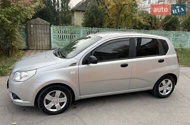 Хетчбек Chevrolet Aveo 2009 в Жовтих Водах