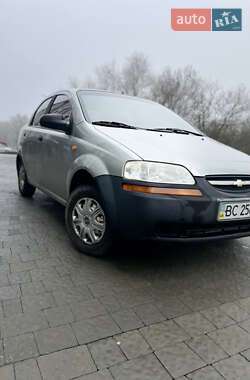 Седан Chevrolet Aveo 2005 в Львові