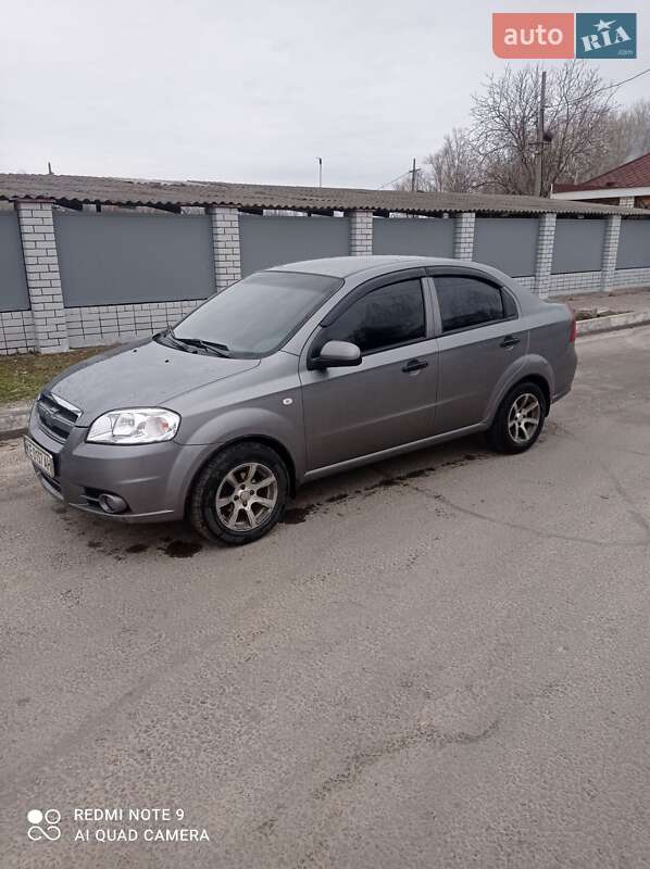 Седан Chevrolet Aveo 2011 в Дніпрі