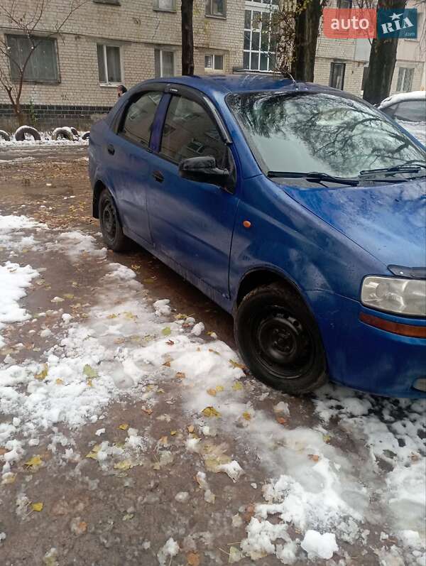 Седан Chevrolet Aveo 2005 в Чернигове