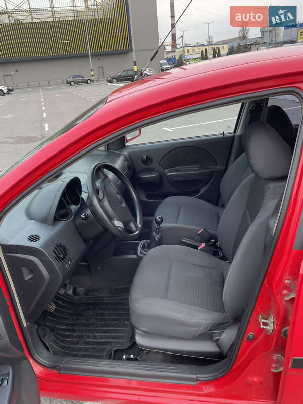 Седан Chevrolet Aveo 2006 в Киеве