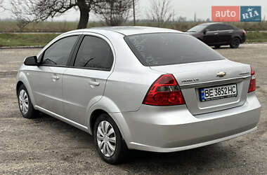 Седан Chevrolet Aveo 2008 в Новому Бузі