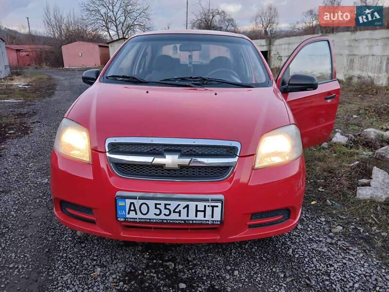 Седан Chevrolet Aveo 2008 в Мукачевому