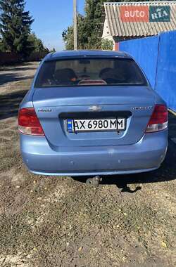 Седан Chevrolet Aveo 2005 в Чугуєві