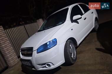 Седан Chevrolet Aveo 2007 в Чернівцях