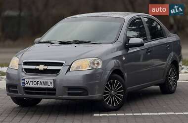 Седан Chevrolet Aveo 2006 в Дніпрі