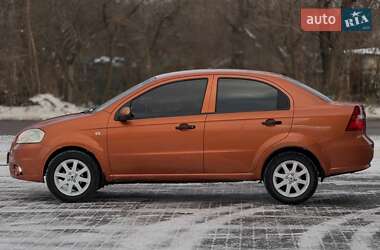 Седан Chevrolet Aveo 2007 в Дніпрі