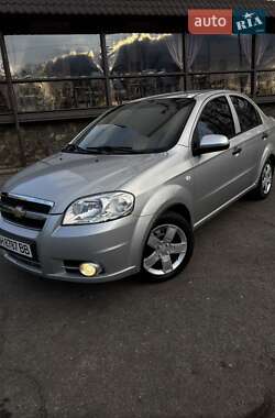 Седан Chevrolet Aveo 2007 в Николаеве