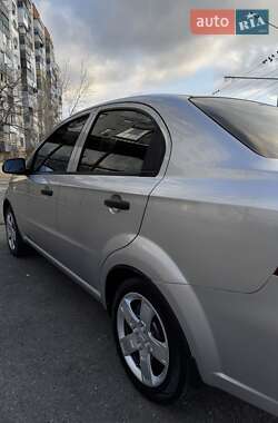 Седан Chevrolet Aveo 2007 в Николаеве