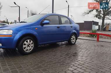 Седан Chevrolet Aveo 2005 в Новомосковську